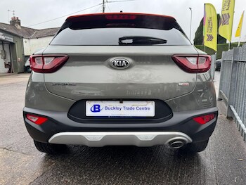 Used Kia Stonic 2018 for sale - 78127311: Photo