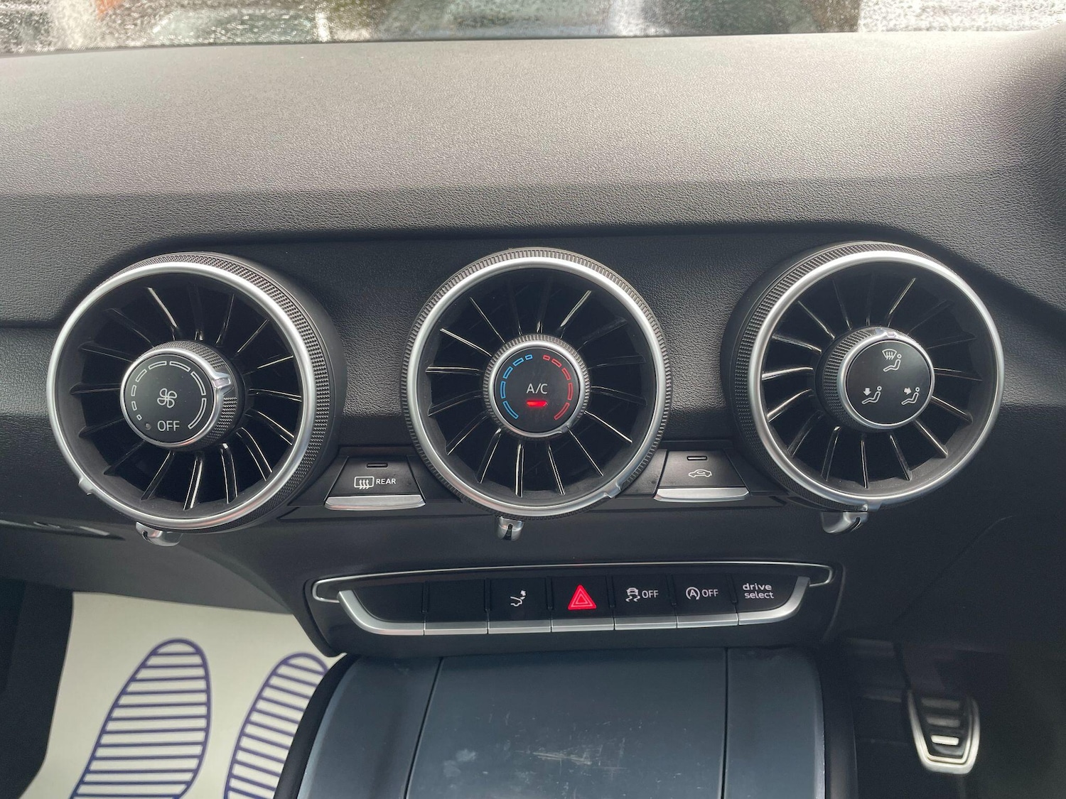 Used Audi TT 2015 for sale - 75838623: Photo 25