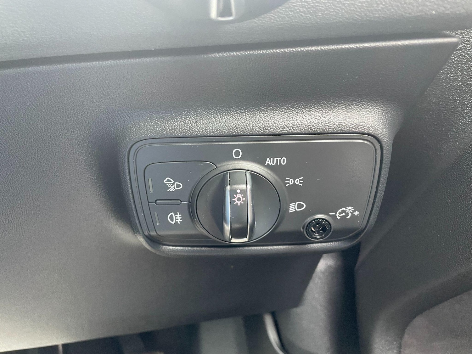 Used Audi TT 2015 for sale - 75838623: Photo 28