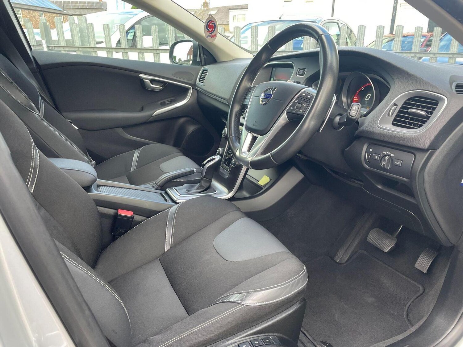 Used Volvo V40 2025 for sale - 78149892: Photo 14