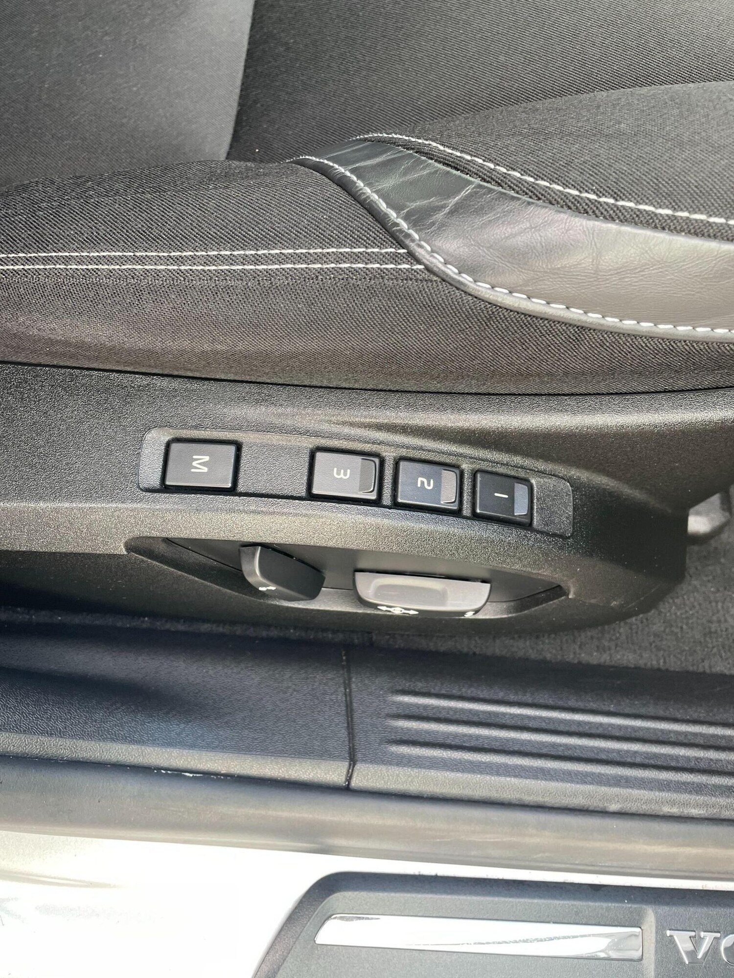 Used Volvo V40 2025 for sale - 78149892: Photo 15