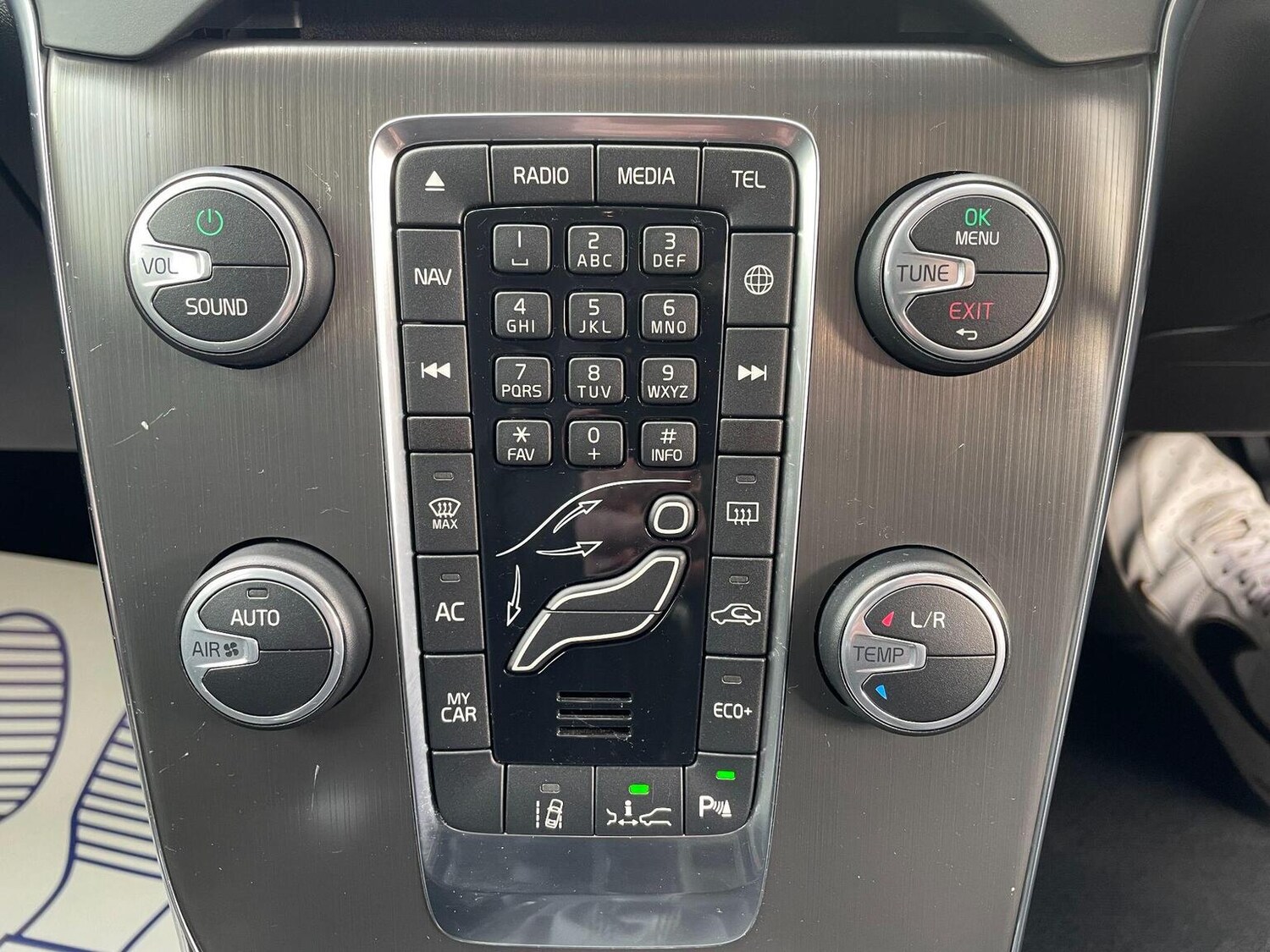 Used Volvo V40 2025 for sale - 78149892: Photo 25