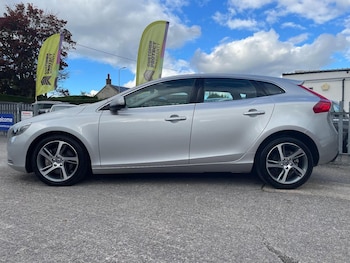 Used Volvo V40 2015 for sale - 78149892: Photo
