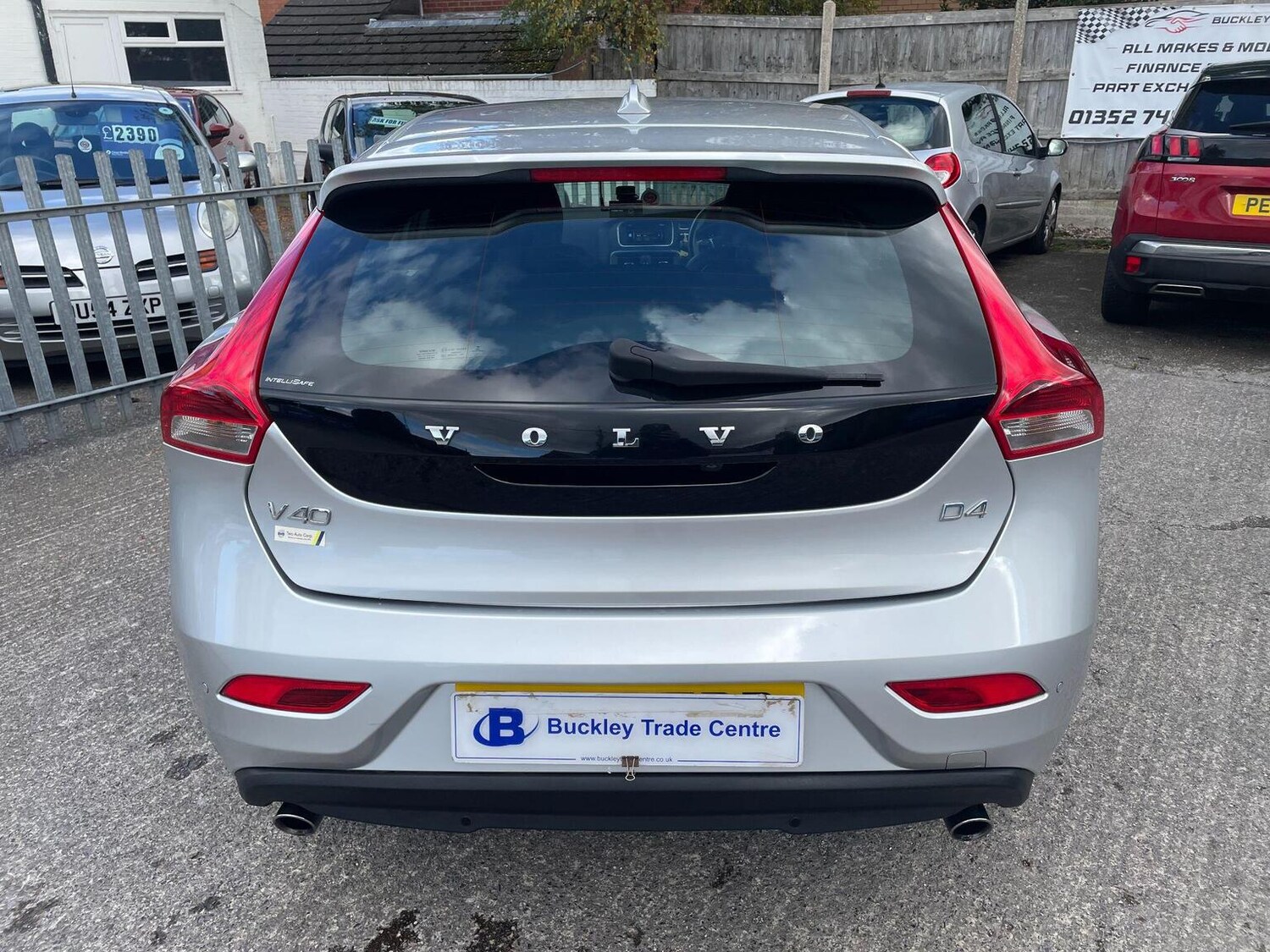 Used Volvo V40 2025 for sale - 78149892: Photo 38