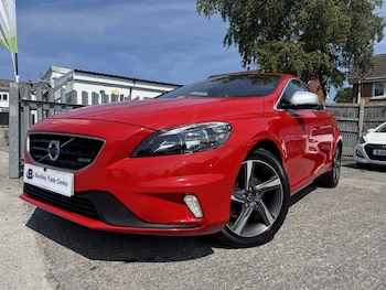 Used Volvo V40 2014 for sale - 79507724: Photo