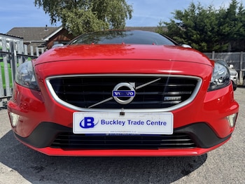 Used Volvo V40 2014 for sale - 79507724: Photo