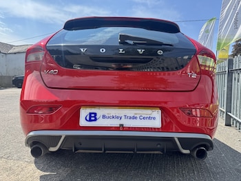 Used Volvo V40 2014 for sale - 79507724: Photo