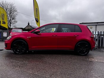 Used Volkswagen Golf 2015 for sale - 77344132: Photo