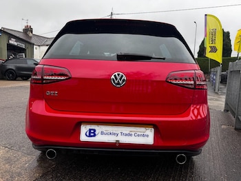 Used Volkswagen Golf 2015 for sale - 77344132: Photo