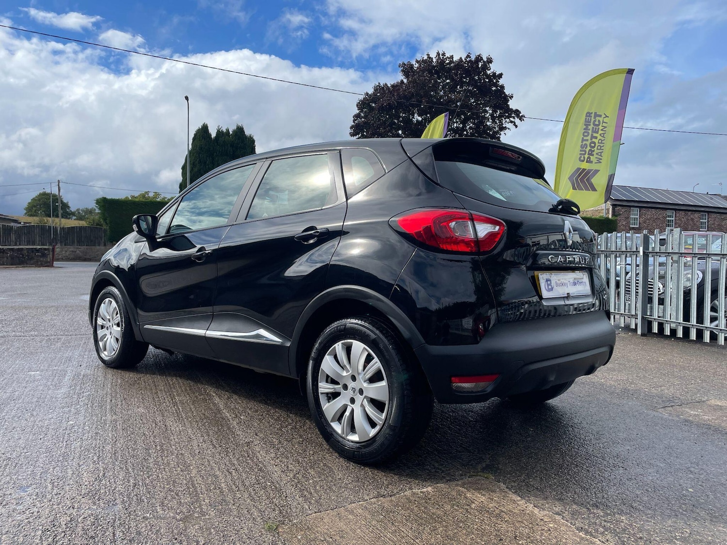 Used Renault Captur 2015 for sale - 76991355: Photo 10