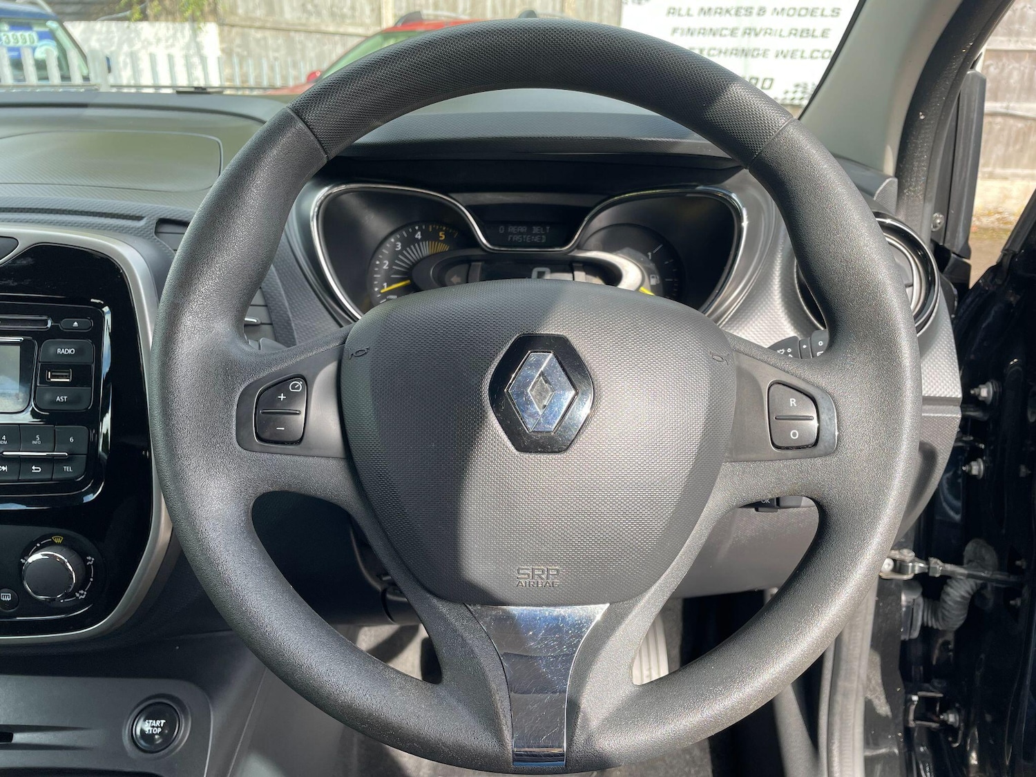 Used Renault Captur 2015 for sale - 76991355: Photo 20