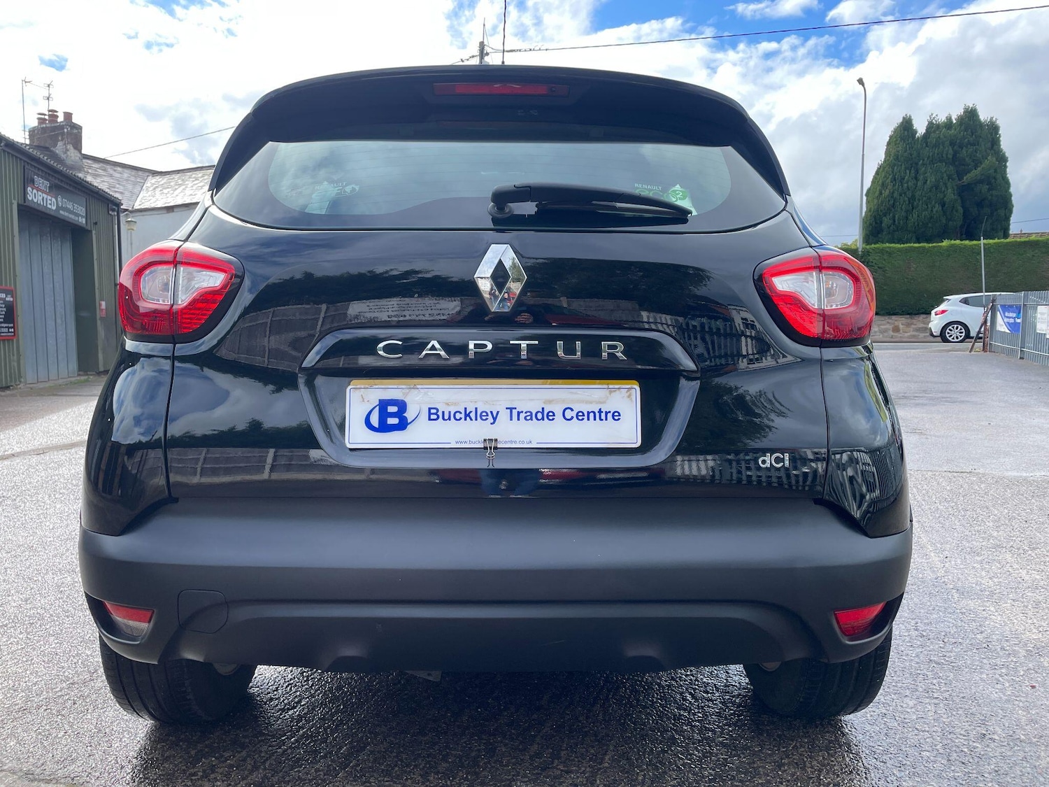 Used Renault Captur 2015 for sale - 76991355: Photo 4