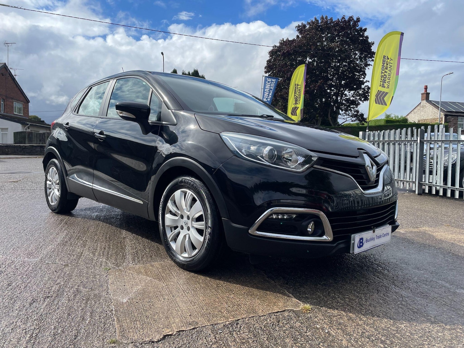 Used Renault Captur 2015 for sale - 76991355: Photo 5