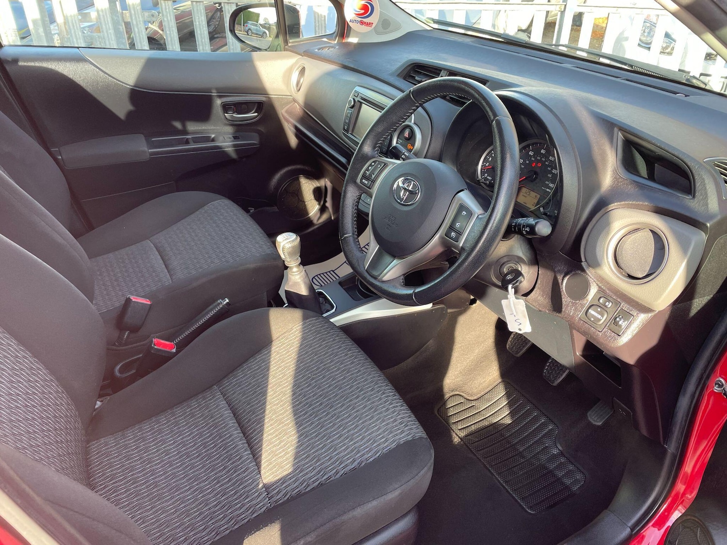 Used Toyota Yaris 2014 for sale - 76992326: Photo 13