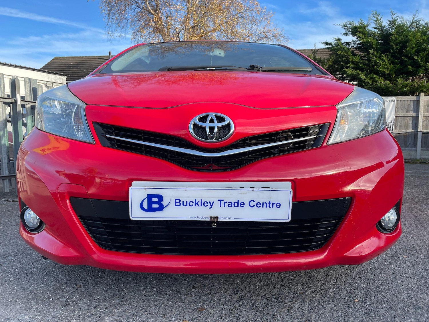 Used Toyota Yaris 2014 for sale - 76992326: Photo 3