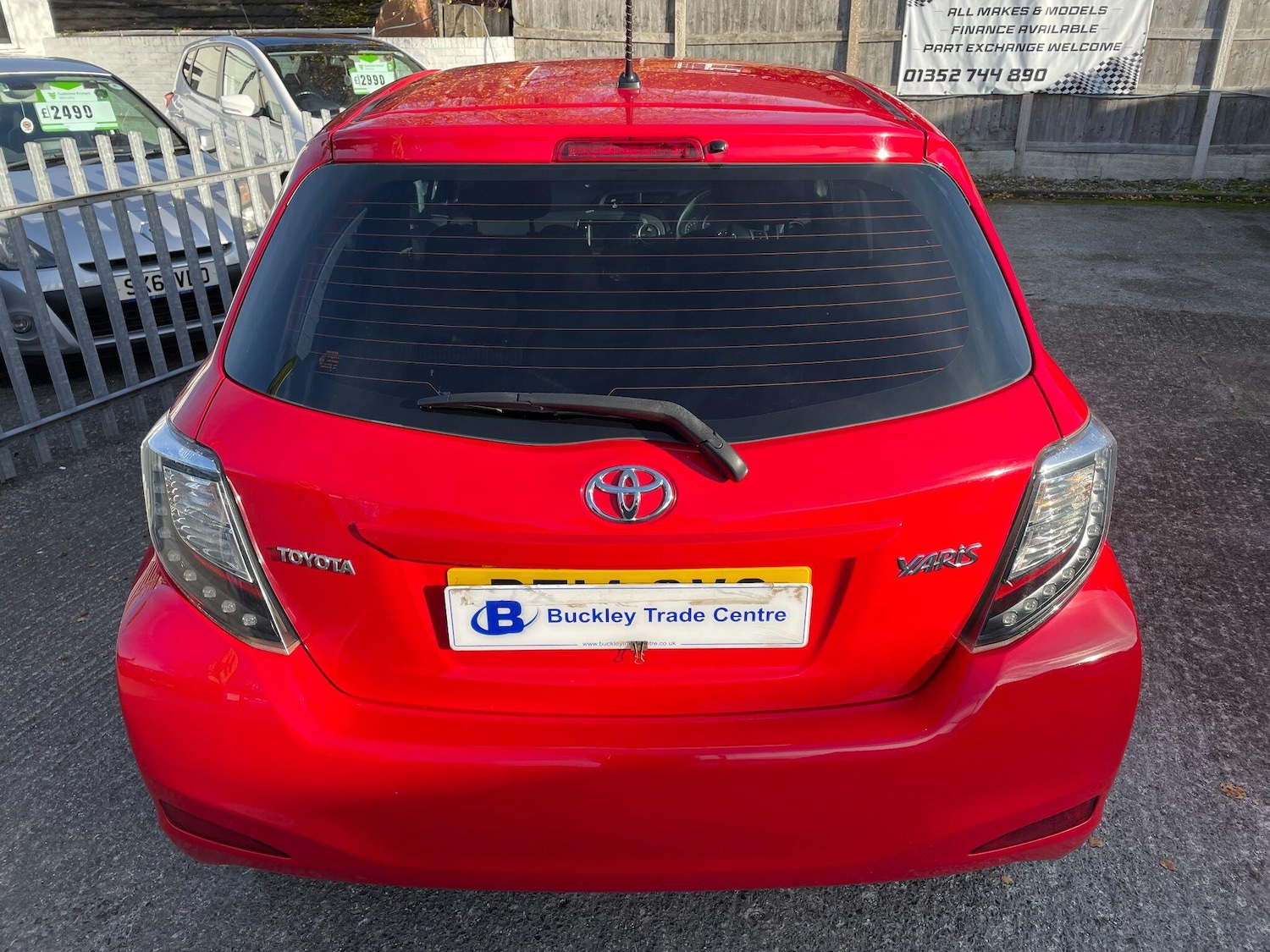 Used Toyota Yaris 2014 for sale - 76992326: Photo 39