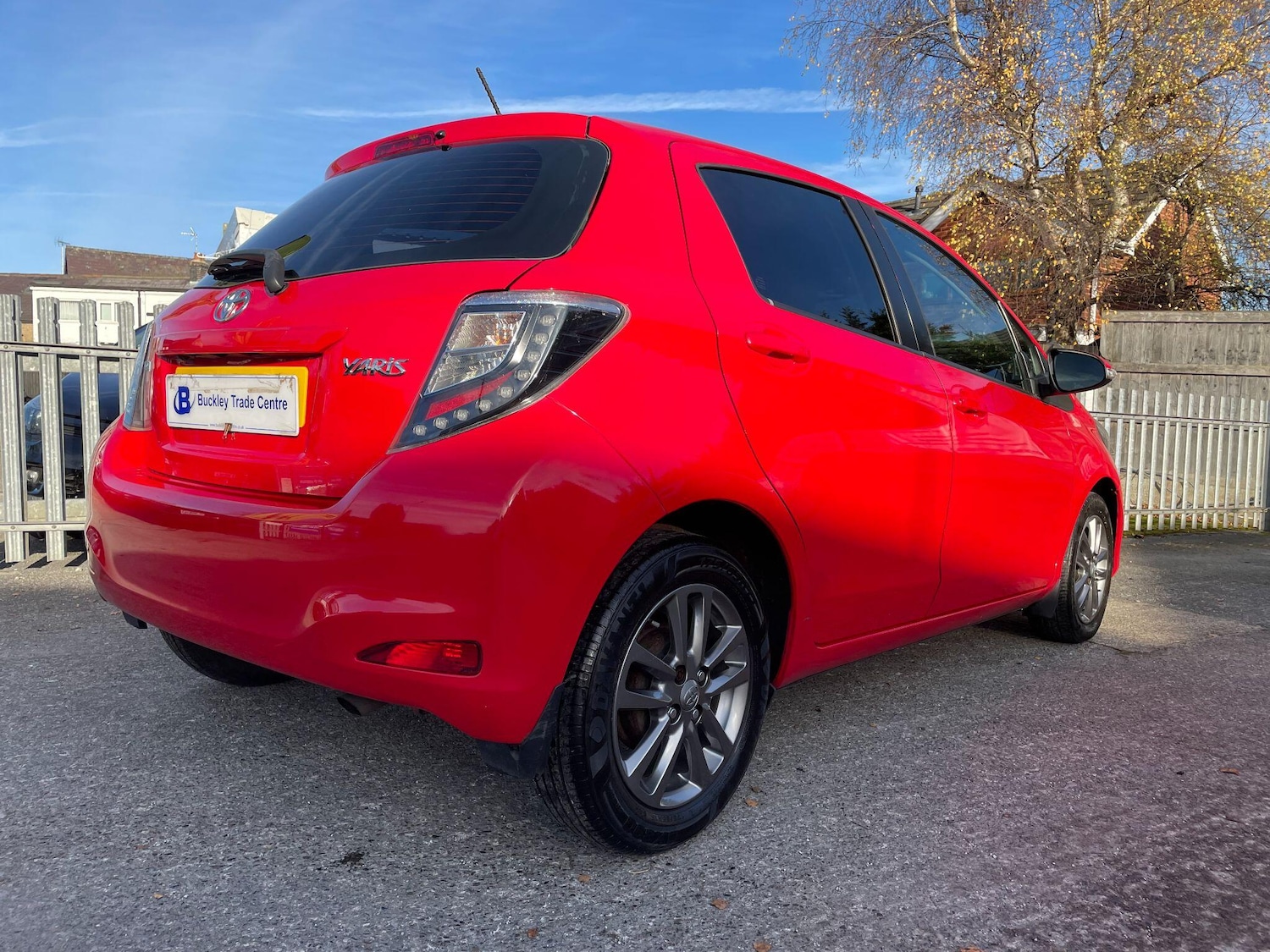 Used Toyota Yaris 2014 for sale - 76992326: Photo 8