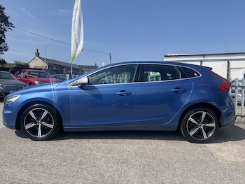 Used Volvo V40 2017 for sale - 79246595: Photo