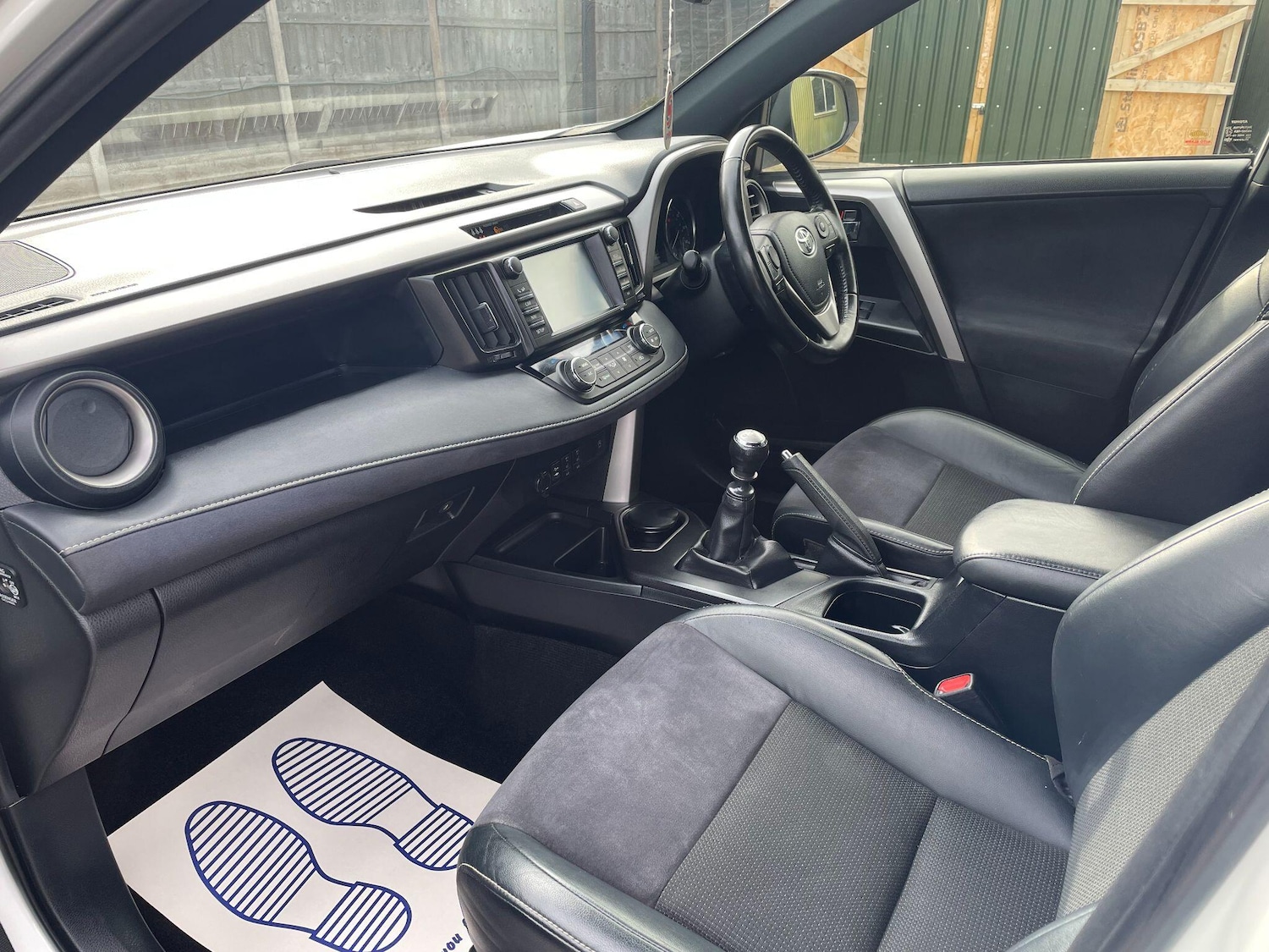 Used Toyota RAV4 2016 for sale - 76295467: Photo 17