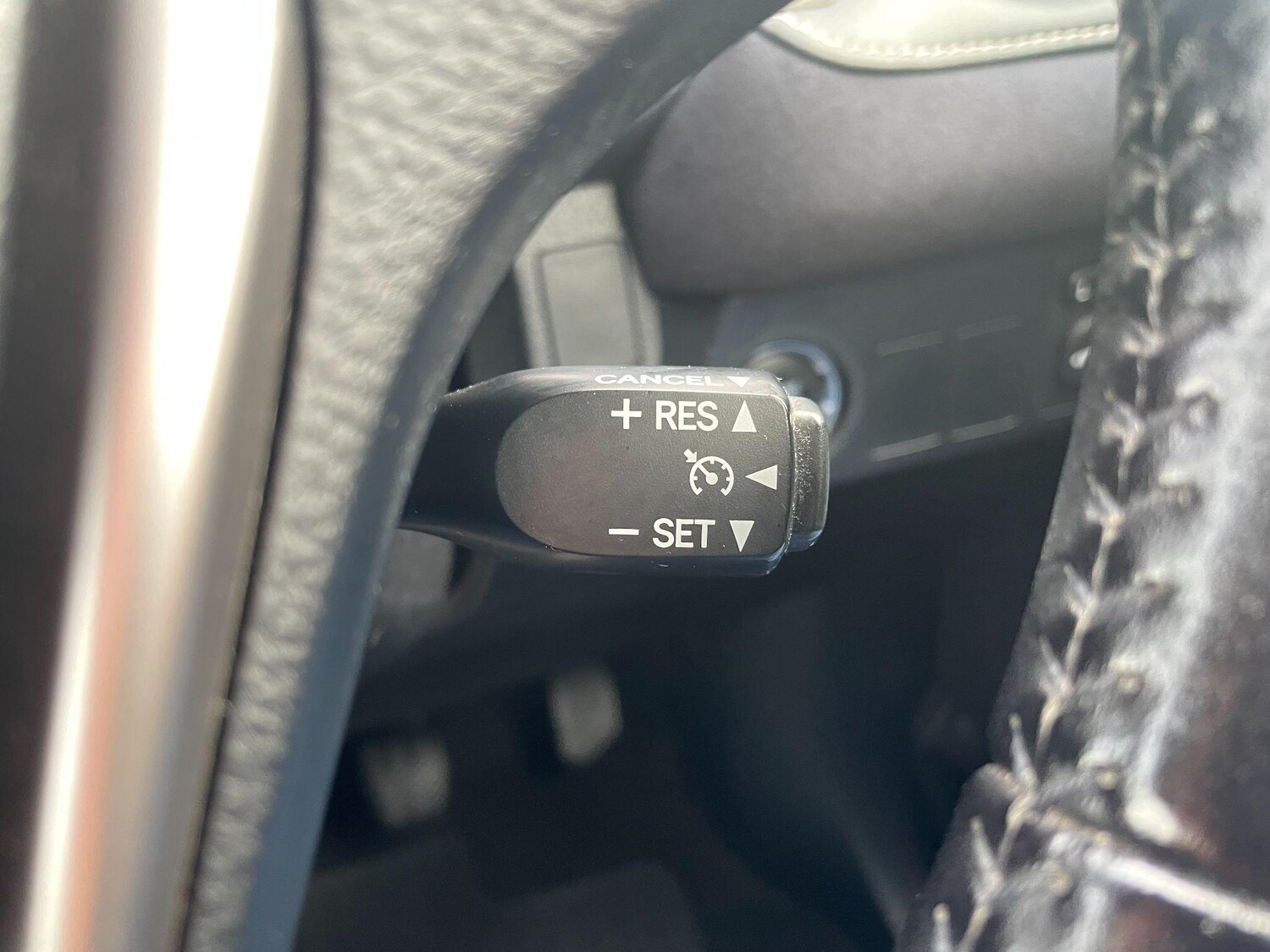 Used Toyota RAV4 2016 for sale - 76295467: Photo 28