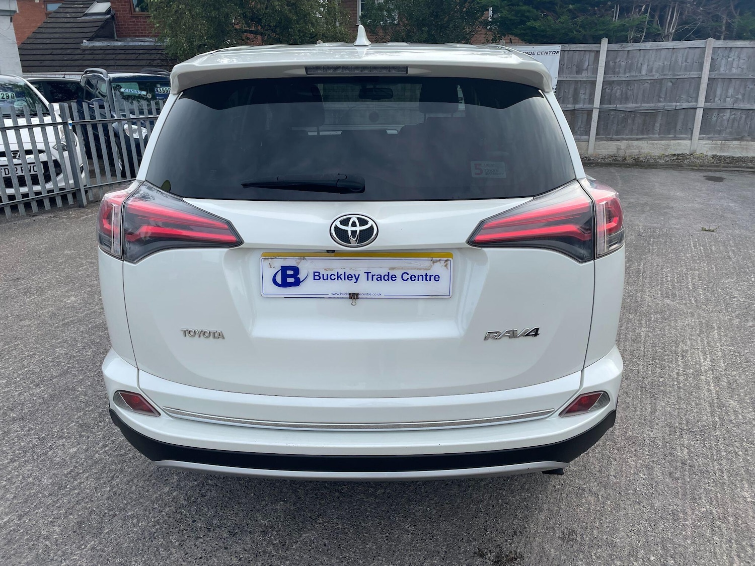 Used Toyota RAV4 2016 for sale - 76295467: Photo 41