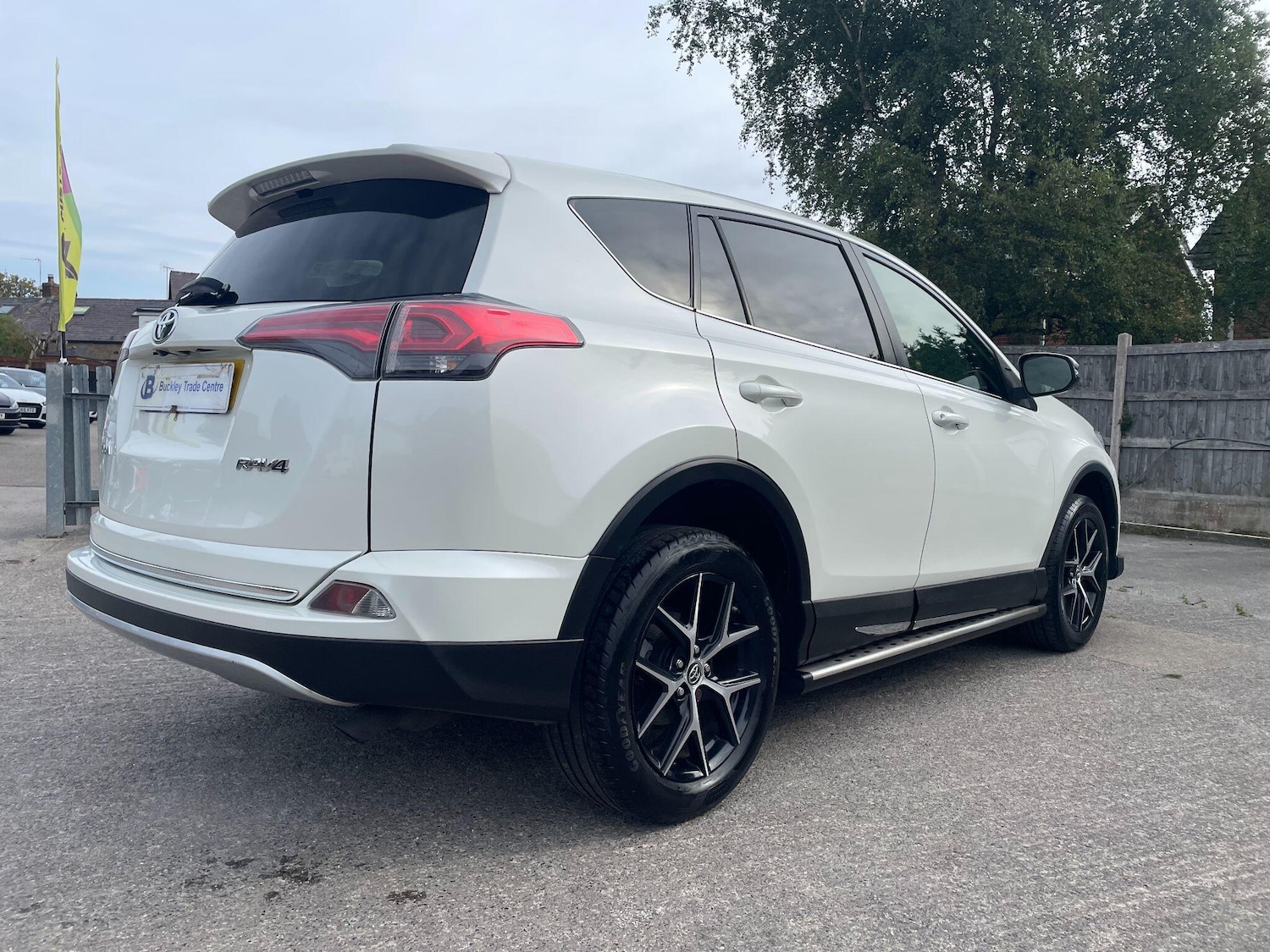 Used Toyota RAV4 2016 for sale - 76295467: Photo 8