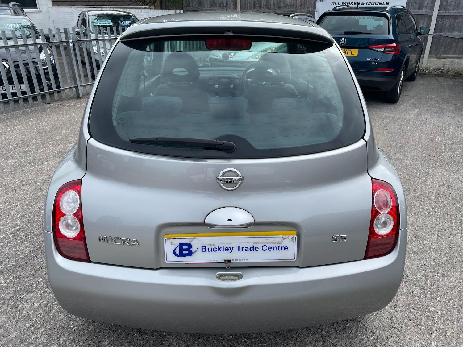 Used Nissan Micra 2004 for sale - 76360190: Photo 32
