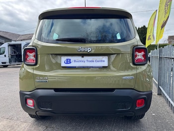 Used Jeep Renegade 2015 for sale - 78149872: Photo