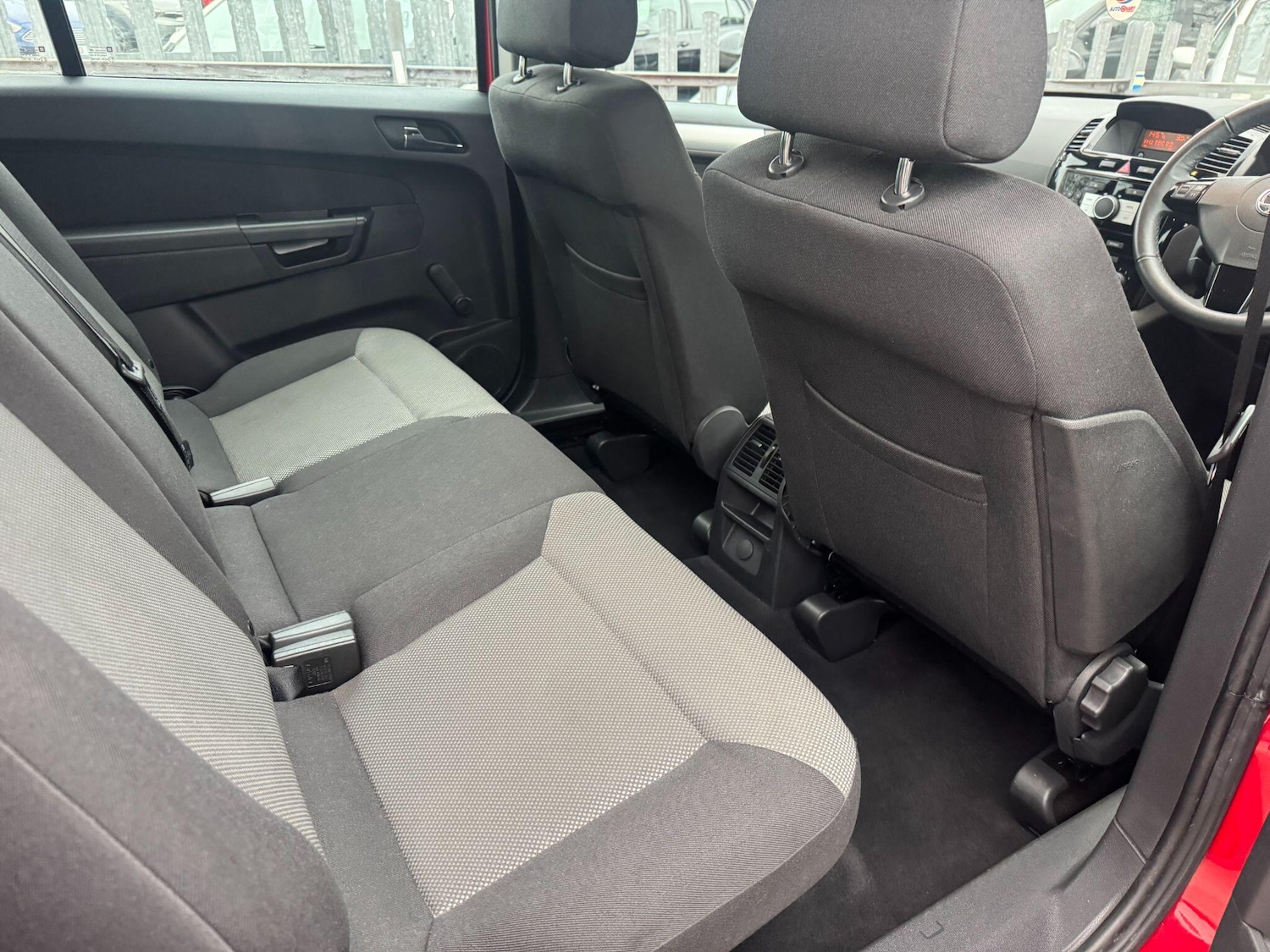 Used Vauxhall Zafira 2014 for sale - 77646912: Photo 15