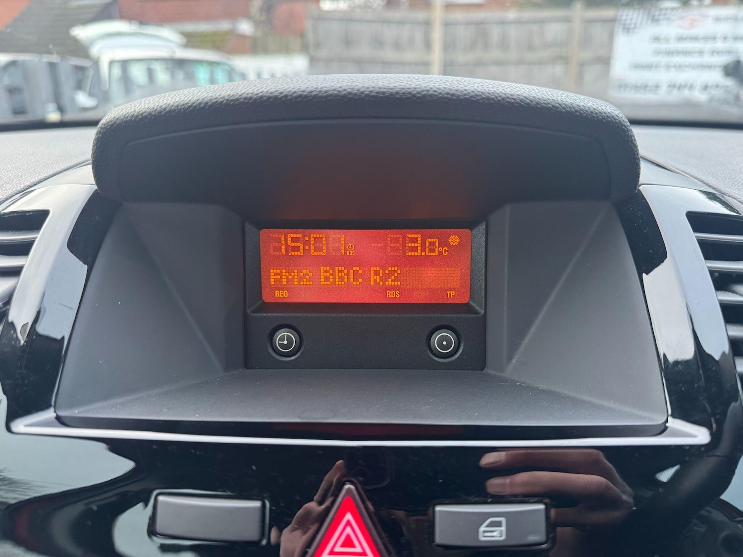 Used Vauxhall Zafira 2014 for sale - 77646912: Photo 25