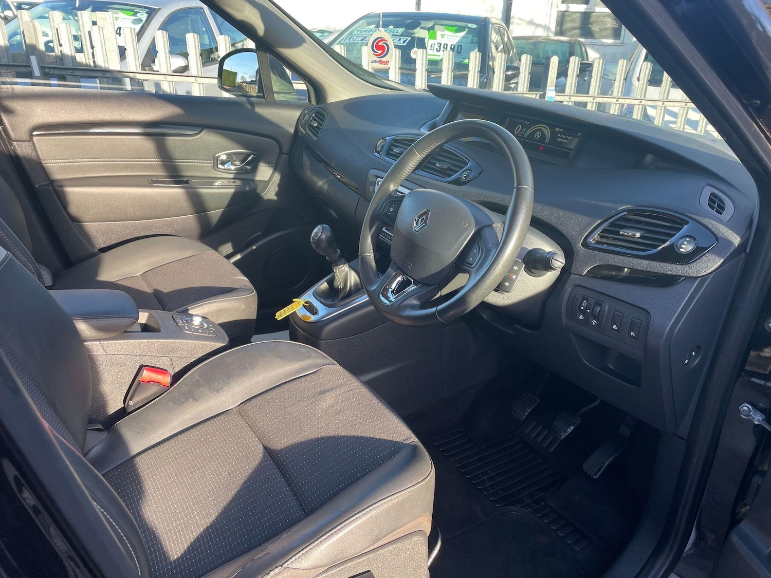 Used Renault Scenic 2014 for sale - 76865574: Photo 14