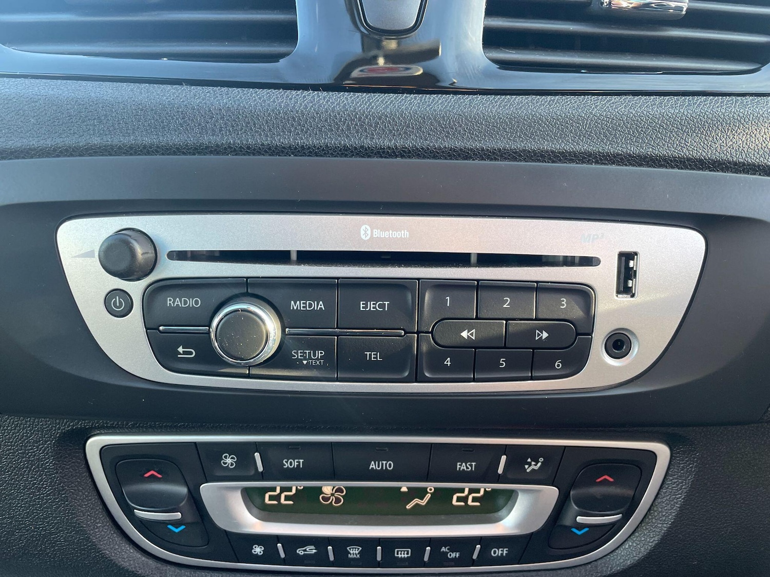 Used Renault Scenic 2014 for sale - 76865574: Photo 22