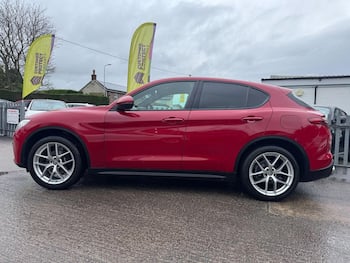 Used Alfa Romeo Stelvio 2018 for sale - 79765527: Photo