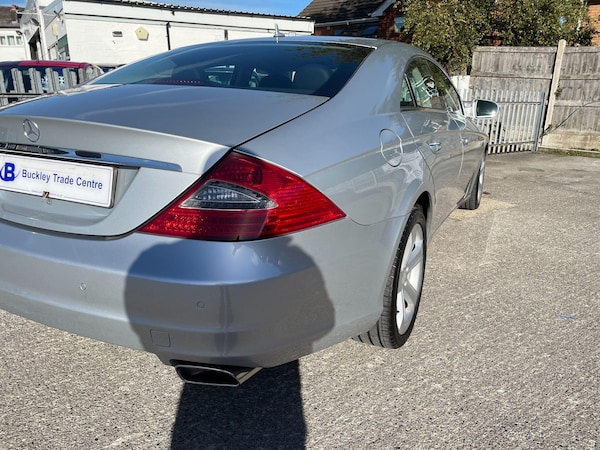 Used Mercedes-Benz CLS 2010 for sale - 76189436: Photo 24
