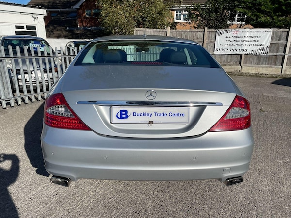 Used Mercedes-Benz CLS 2010 for sale - 76189436: Photo 5