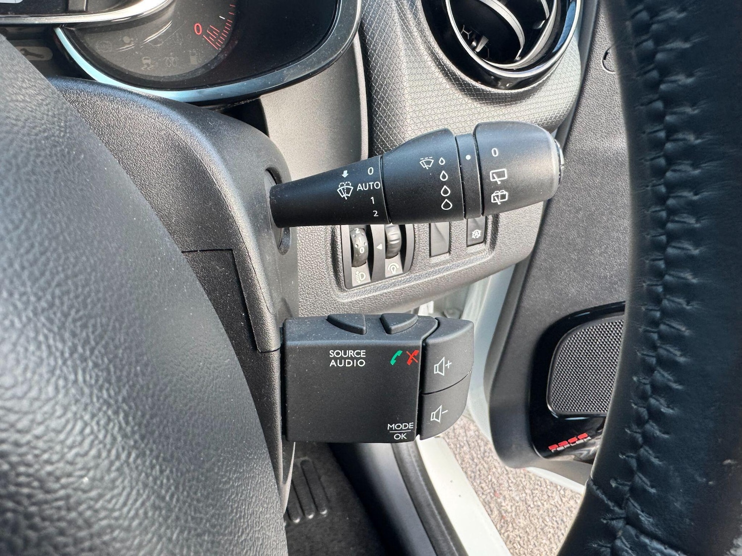 Used Renault Clio 2016 for sale - 78048212: Photo 25