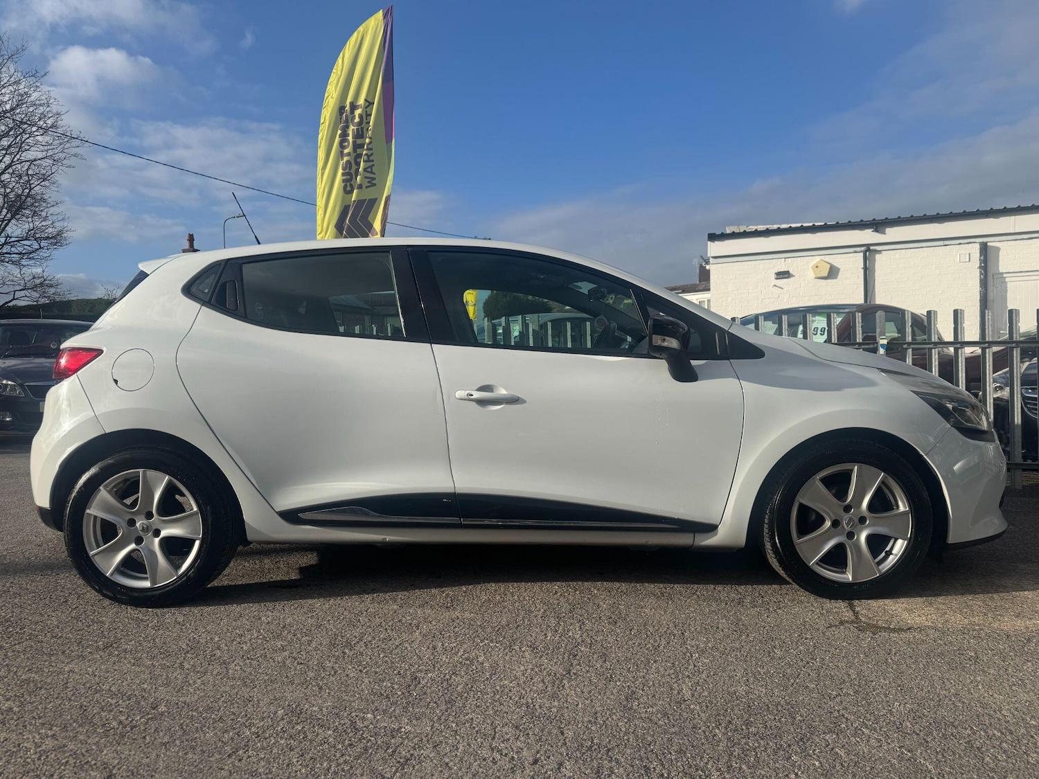 Used Renault Clio 2016 for sale - 78048212: Photo 5