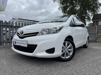 Used Toyota Yaris 2013 for sale - 78987042: Photo