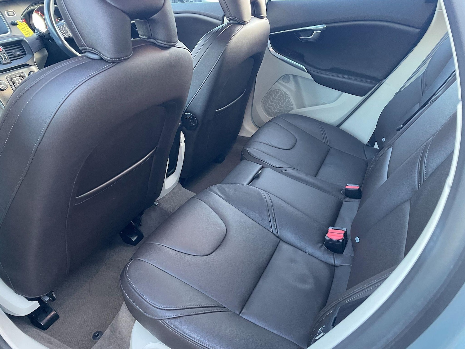 Used Volvo V40 2025 for sale - 76742907: Photo 17