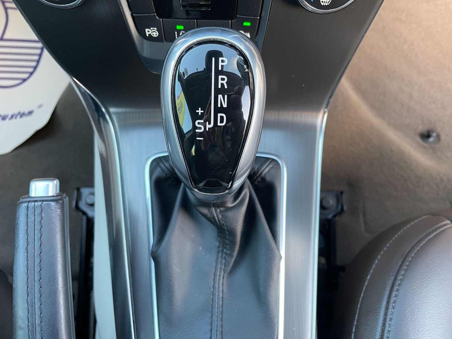 Used Volvo V40 2025 for sale - 76742907: Photo 25