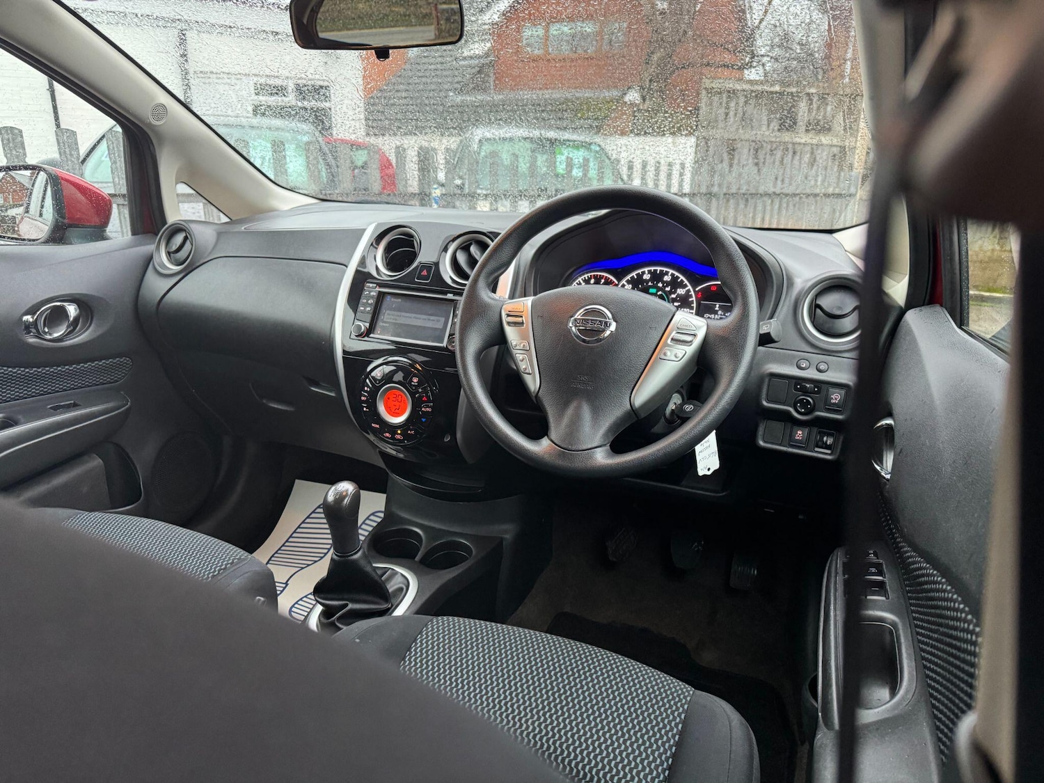 Used Nissan Note 2015 for sale - 77467945: Photo 14