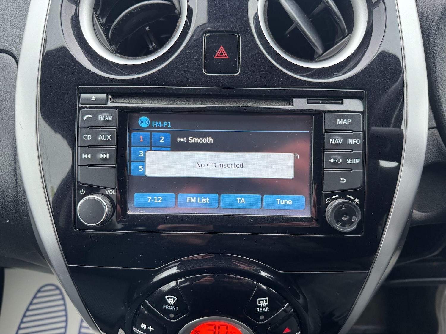 Used Nissan Note 2015 for sale - 77467945: Photo 28