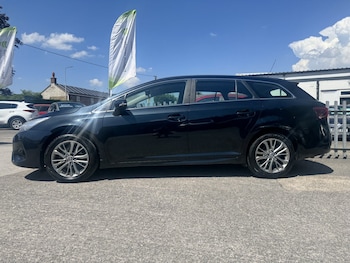Used Toyota Avensis 2016 for sale - 79176779: Photo