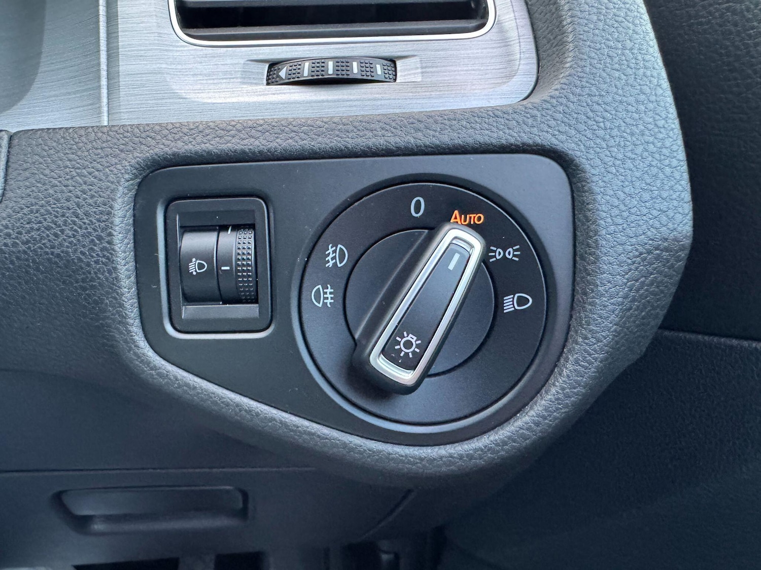 Used Volkswagen Golf for sale - 77468853: Photo 24