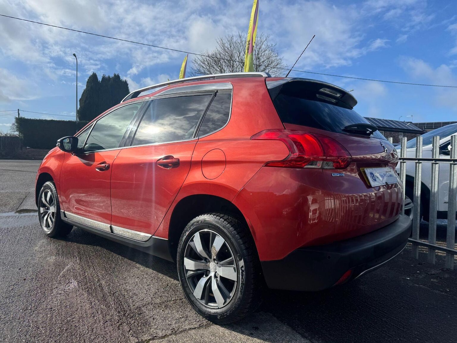 Used Peugeot 2008 2015 for sale - 78149879: Photo 10