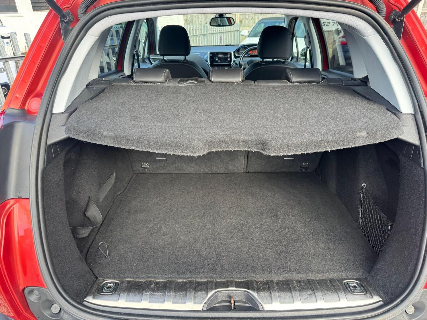 Used Peugeot 2008 2015 for sale - 78149879: Photo 20