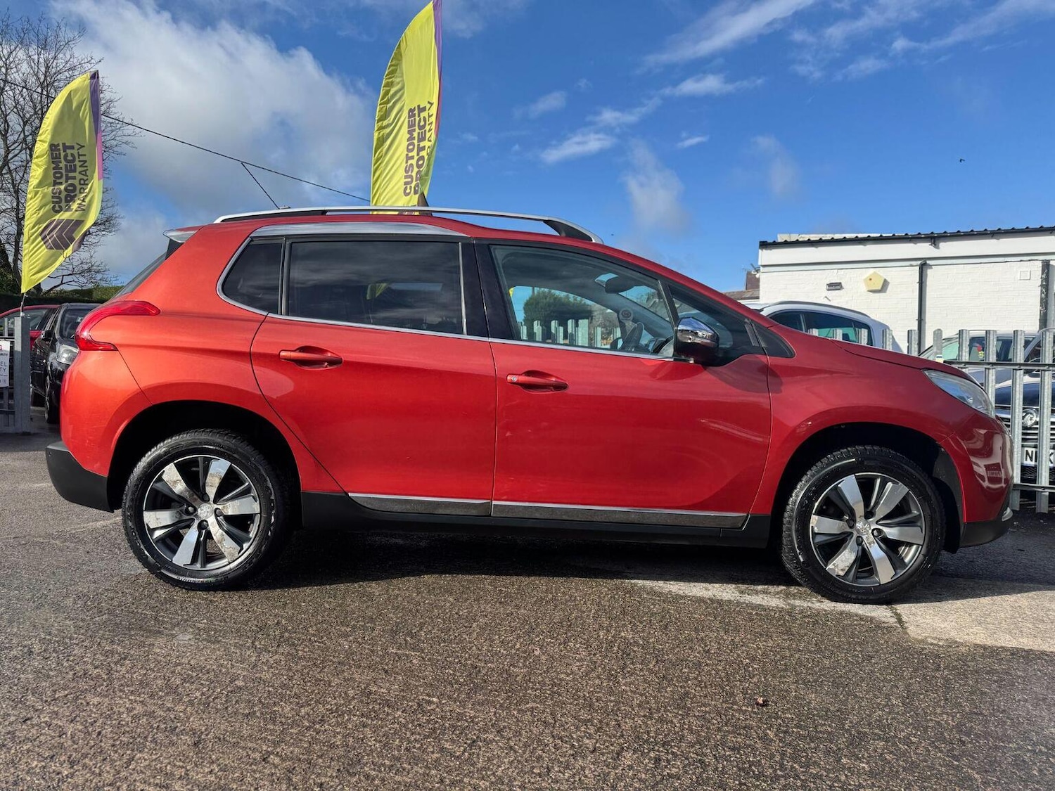 Used Peugeot 2008 2015 for sale - 78149879: Photo 6