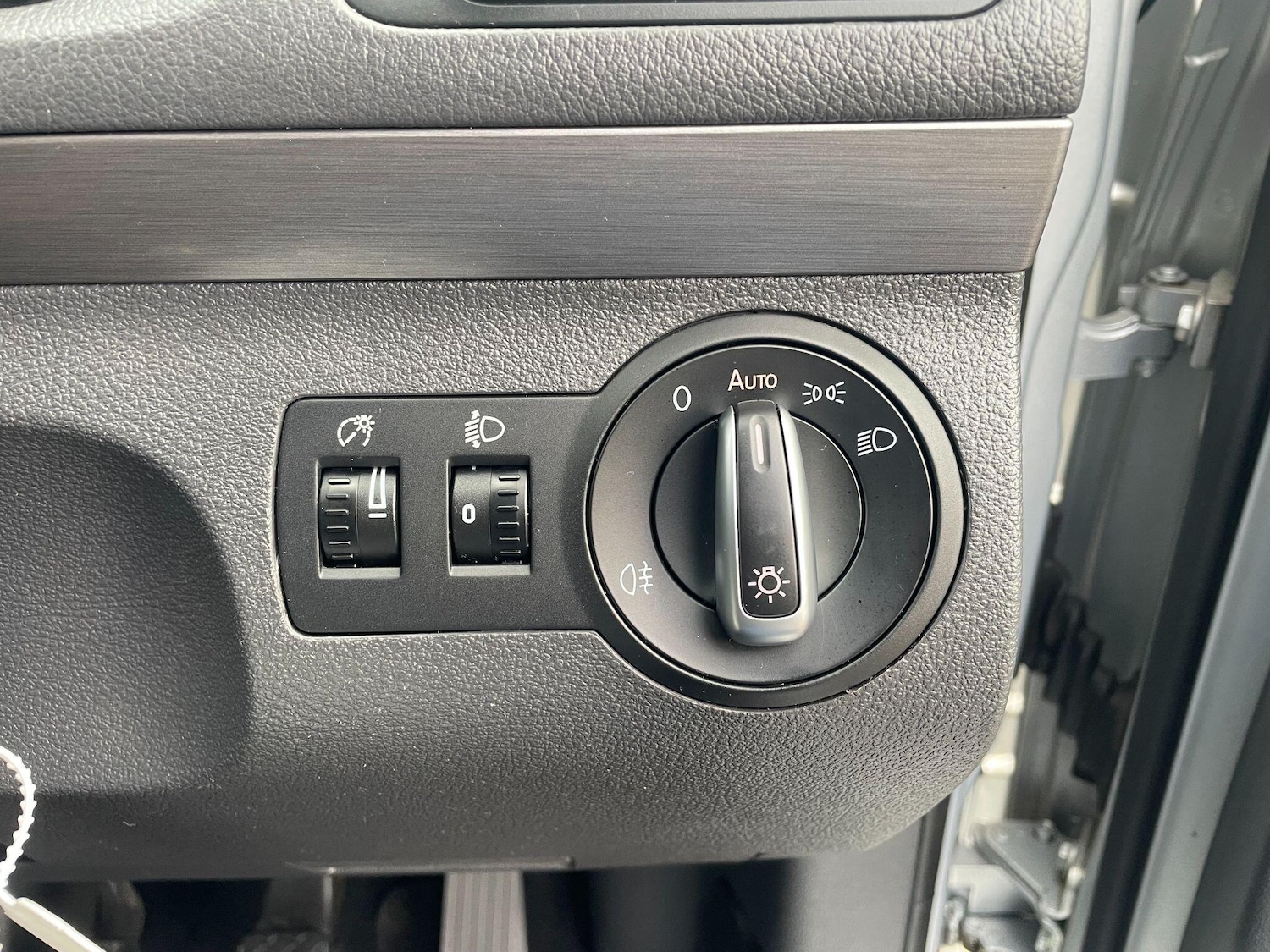 Used Volkswagen Touran 2015 for sale - 76780796: Photo 28