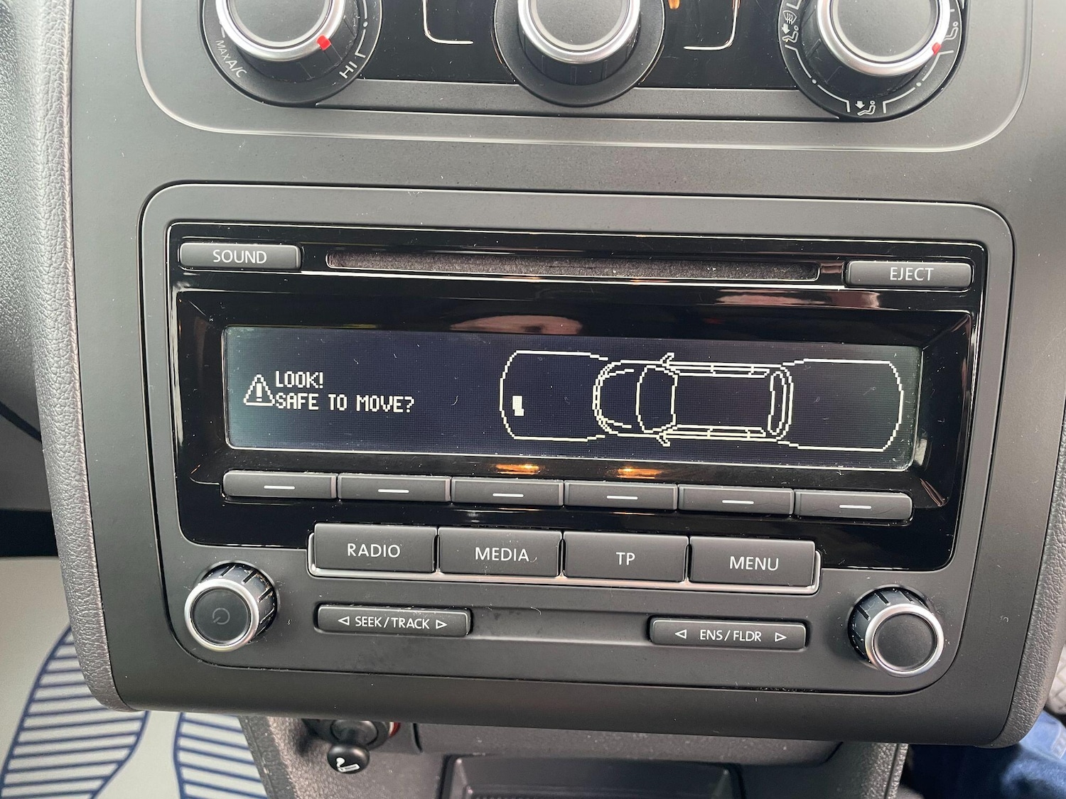 Used Volkswagen Touran 2015 for sale - 76780796: Photo 33