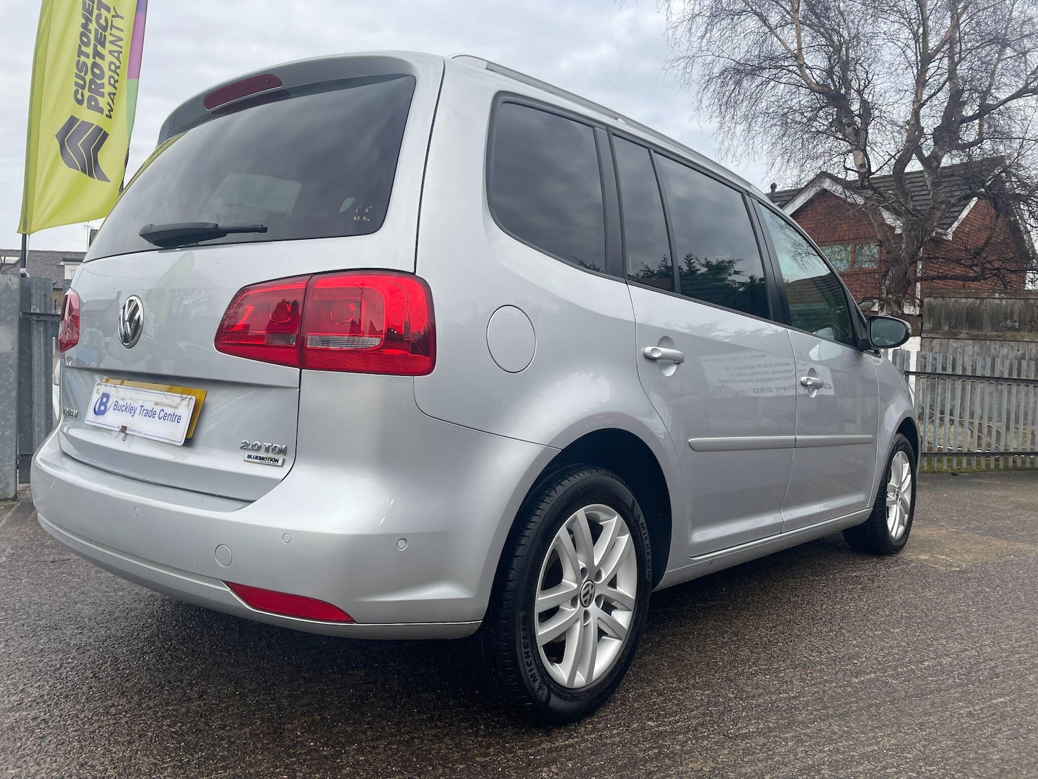 Used Volkswagen Touran 2015 for sale - 76780796: Photo 8